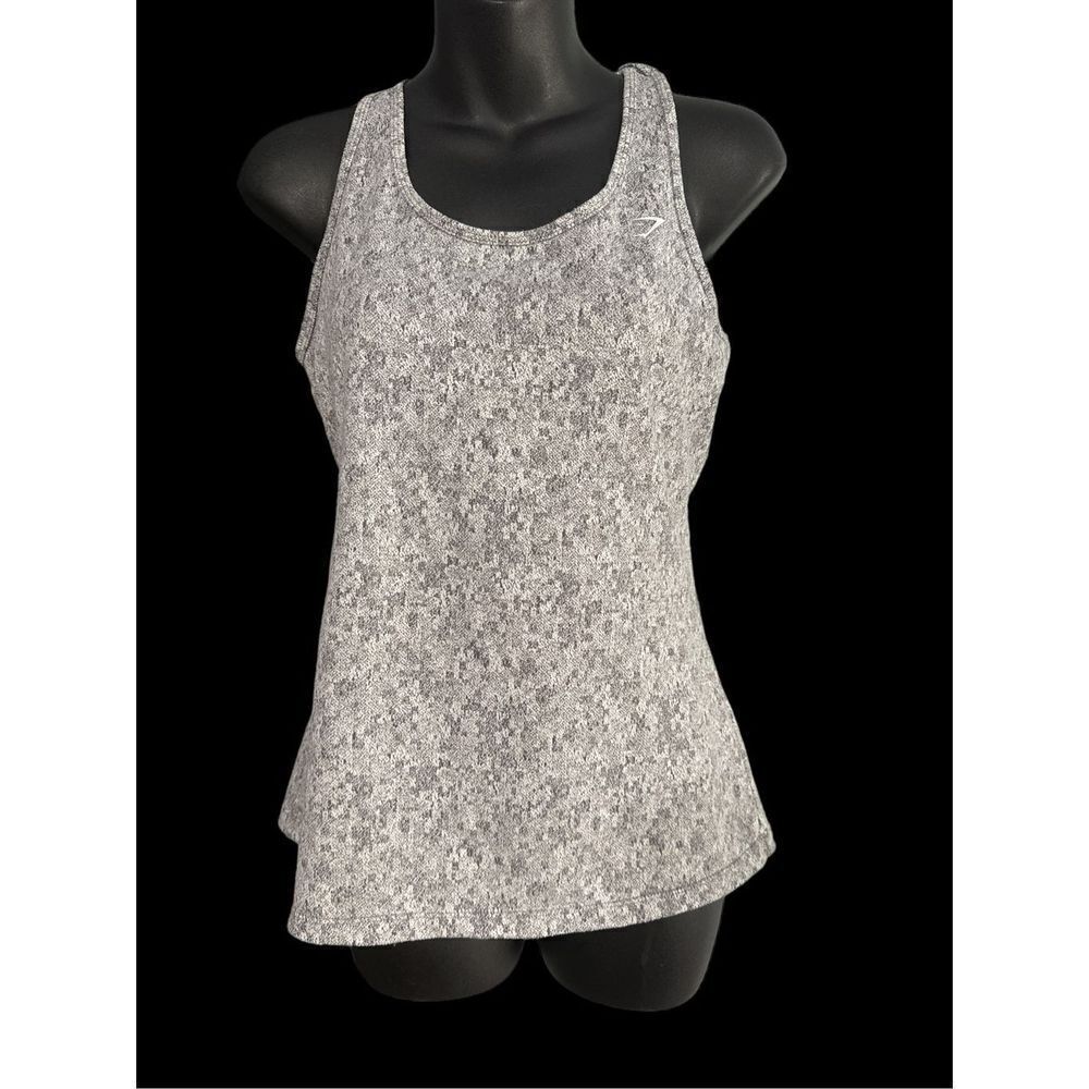 Gymshark Fleur Workout Tank - Dry Moisture Management
Grey colored racer back st